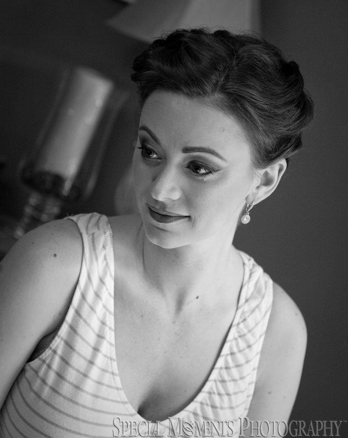 Home Getting Ready Lake Angelus MI & Lelli's Inn wedding photograph