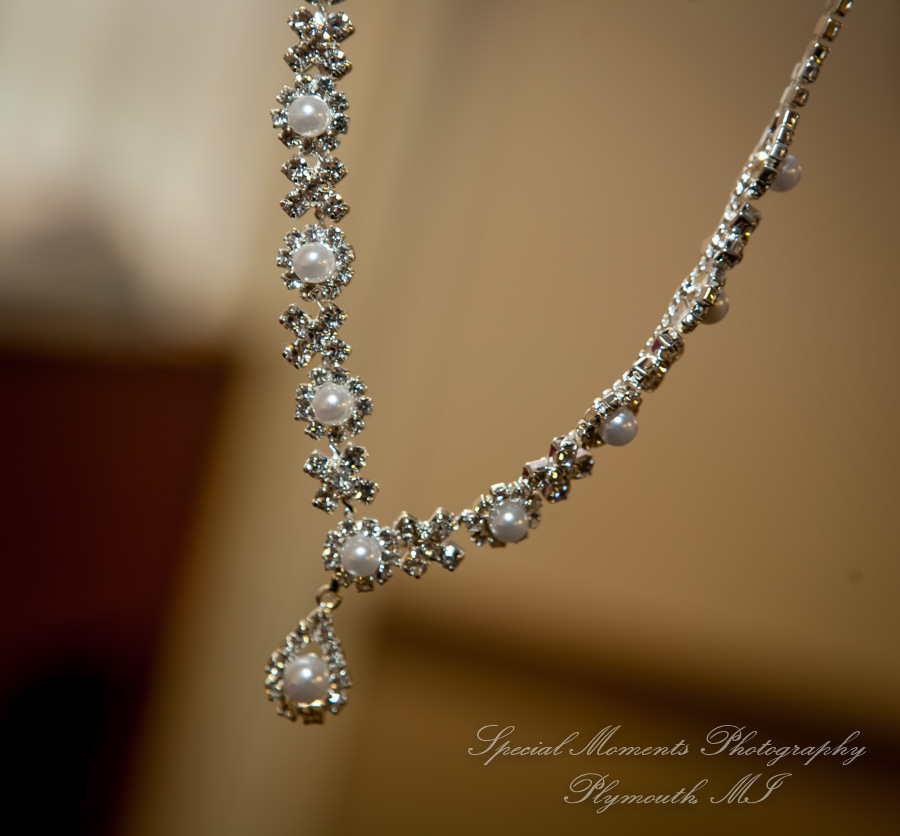 Jennifer & Peter at Church of Later Day Saints Westland MI wedding photography