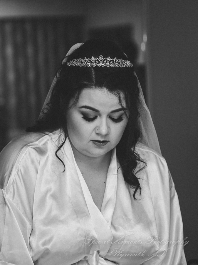 Alyssa & Tyler at Moose Ridge Golf Course South Lyon MI wedding photography