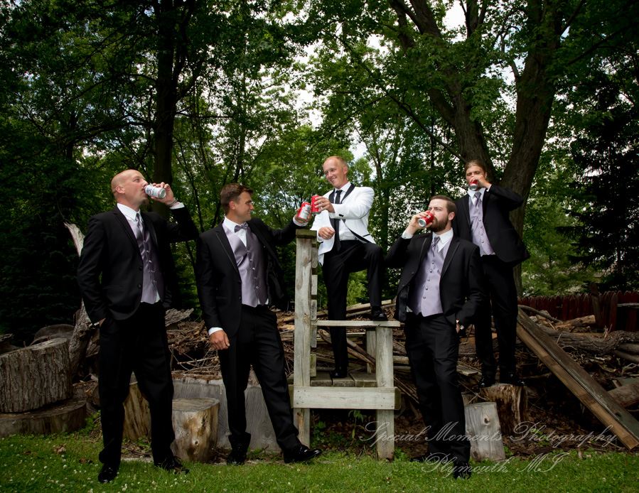 Alyssa & Tyler at Moose Ridge Golf Course South Lyon MI wedding photography