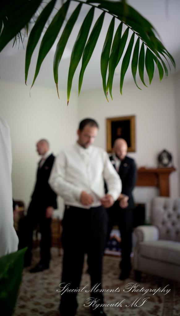 Heidi & Doug at Blossom Heath St. Clair Shores MI wedding photography