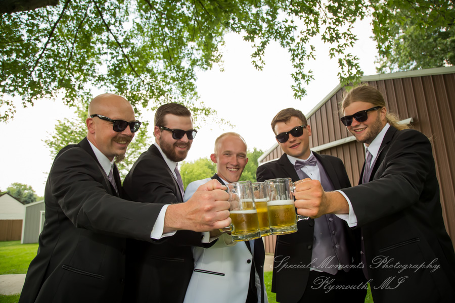 Alyssa & Tyler at Moose Ridge Golf Course South Lyon MI wedding photography