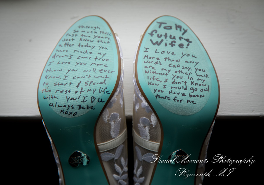 Heidi & Doug at Blossom Heath St. Clair Shores MI wedding photography