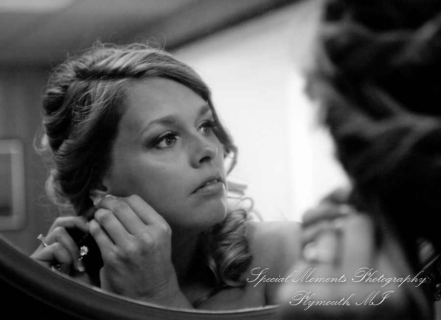 Heidi & Doug at Blossom Heath St. Clair Shores MI wedding photography