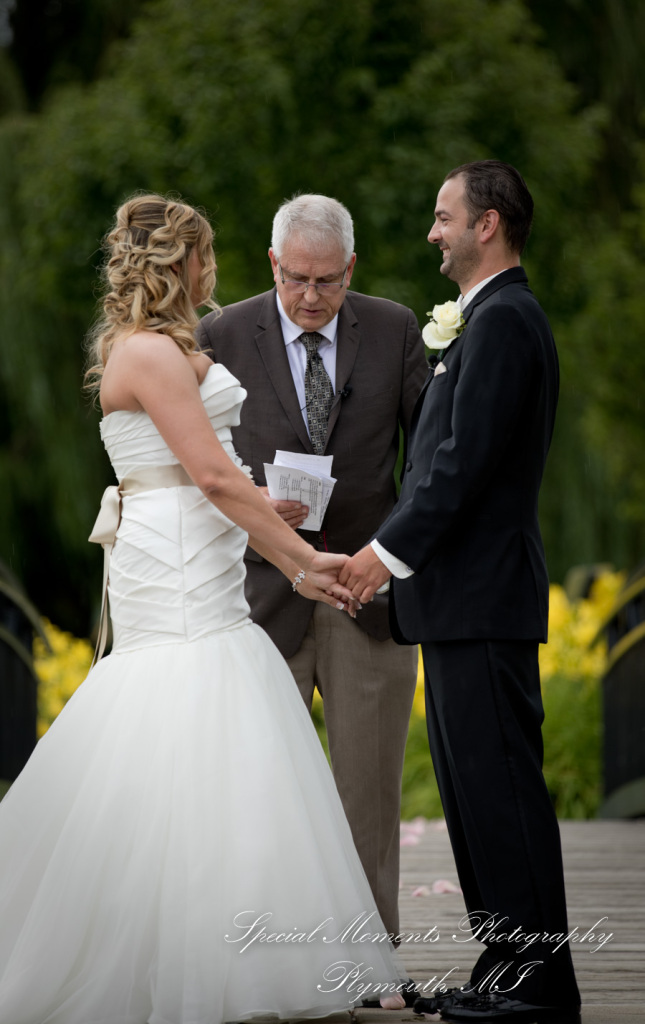 Heidi & Doug at Blossom Heath St. Clair Shores MI wedding photography