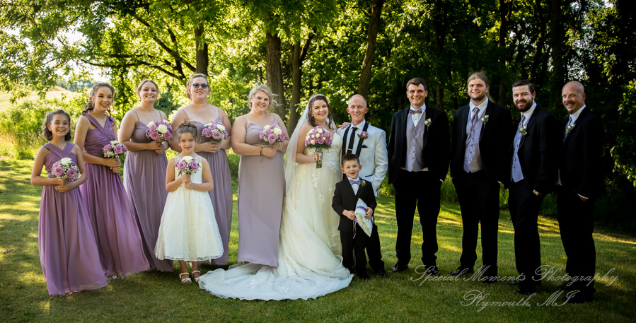 Alyssa & Tyler at Moose Ridge Golf Course South Lyon MI wedding photography