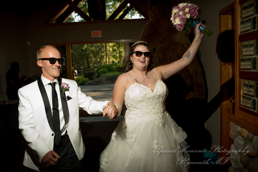 Alyssa & Tyler at Moose Ridge Golf Course South Lyon MI wedding photography