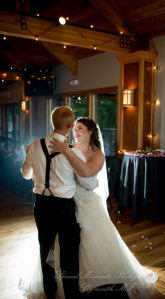 Alyssa & Tyler at Moose Ridge Golf Course South Lyon MI wedding photography