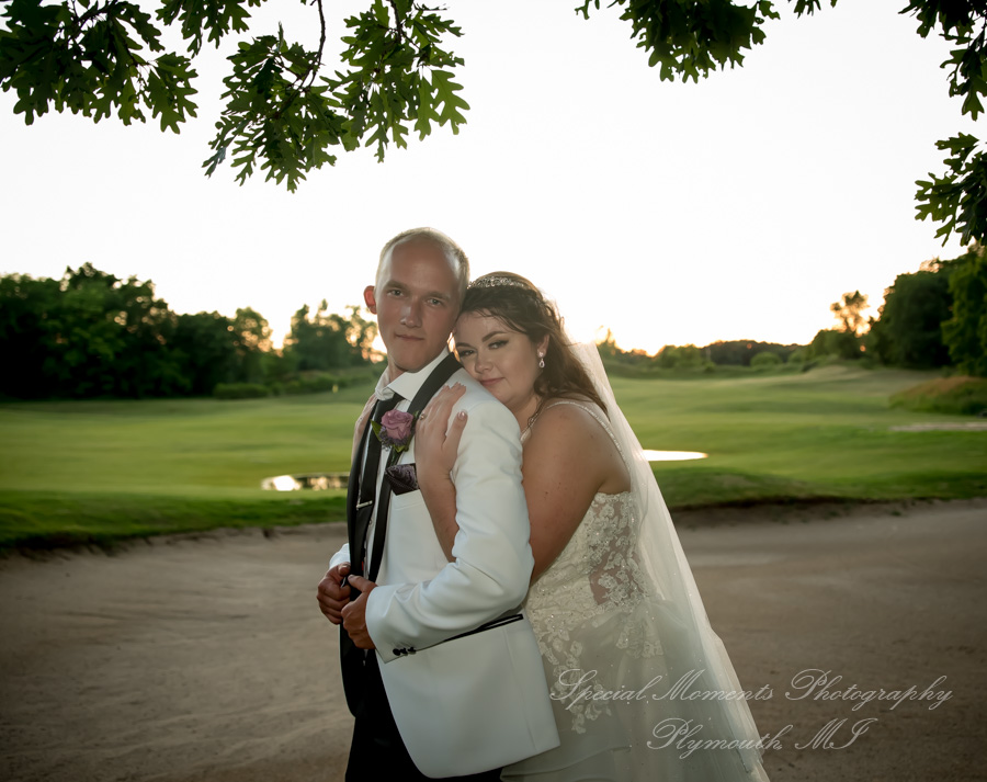 Alyssa & Tyler at Moose Ridge Golf Course South Lyon MI wedding photography