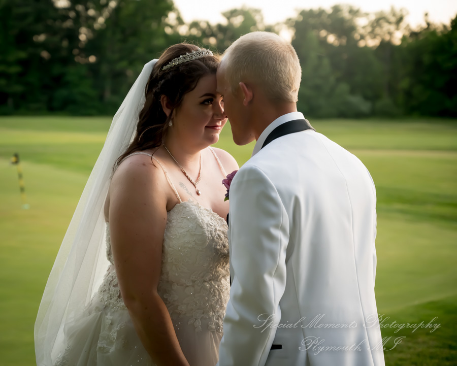 Alyssa & Tyler at Moose Ridge Golf Course South Lyon MI wedding photography