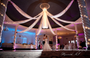 Heidi & Doug at Blossom Heath St. Clair Shores MI wedding photography