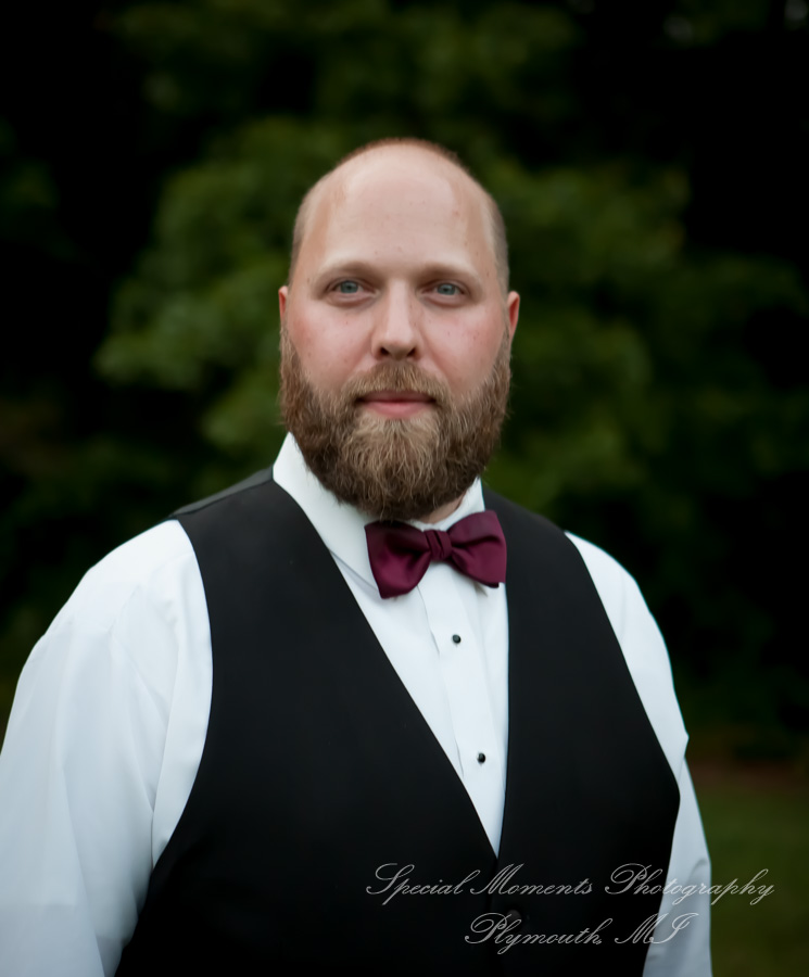 Tiffany & Scott at Camp Agawam Lake Orion MI wedding photography