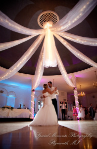 Heidi & Doug at Blossom Heath St. Clair Shores MI wedding photography