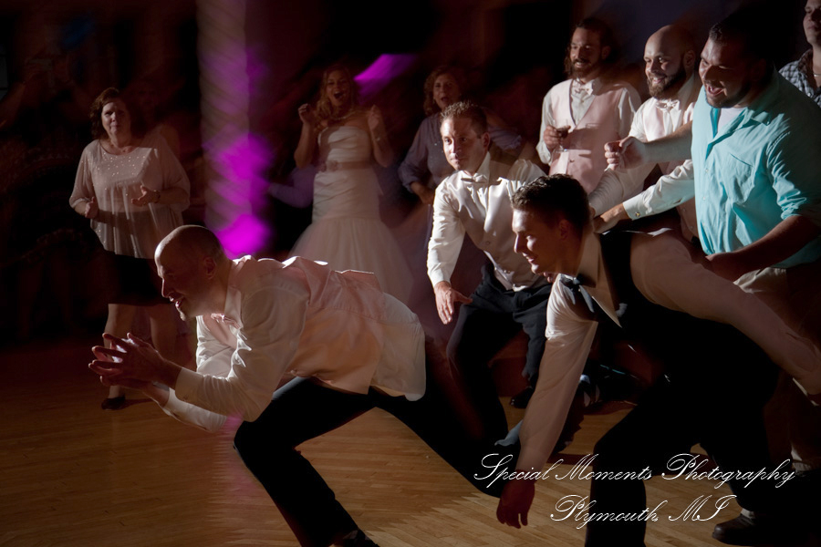 Heidi & Doug at Blossom Heath St. Clair Shores MI wedding photography