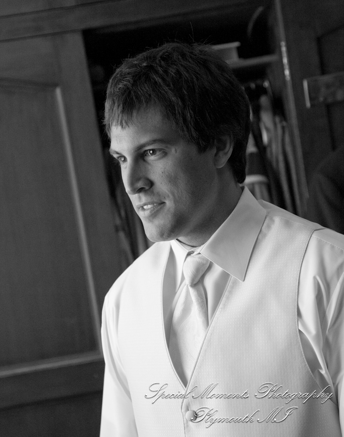 Christopher & Lisa at St. Ambrose Catholic Grosse Pointe Farms MI wedding photography