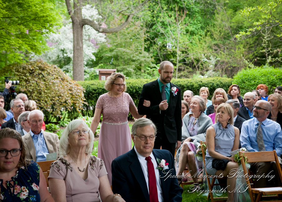 Lindsey & Matt at Mill Race Northville MI wedding photography