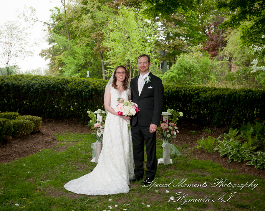 Lindsey & Matt at Mill Race Northville MI wedding photography
