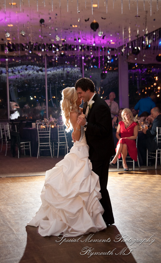 Christopher & Lisa at Roostertail Detroit MI wedding photograph