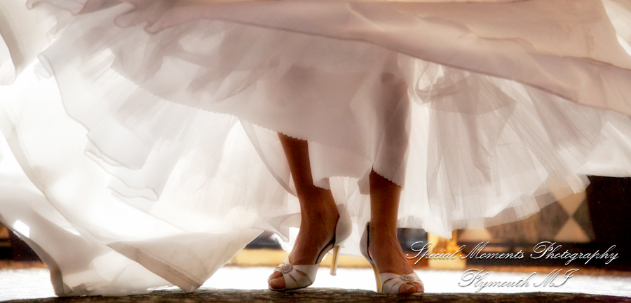 Christopher & Lisa at Roostertail Detroit MI wedding photograph