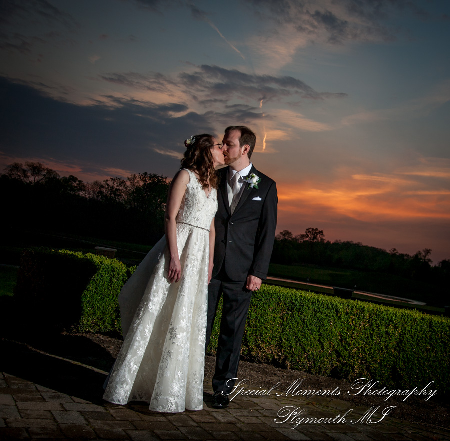 Lindsey & Matt at Northville Hills Golf Club Northville MI wedding photography