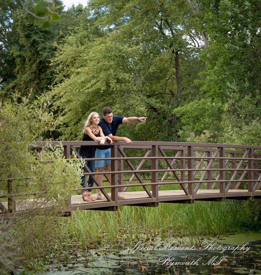 Lindsey & Mike at Kensington Park Milford MI engagement photography