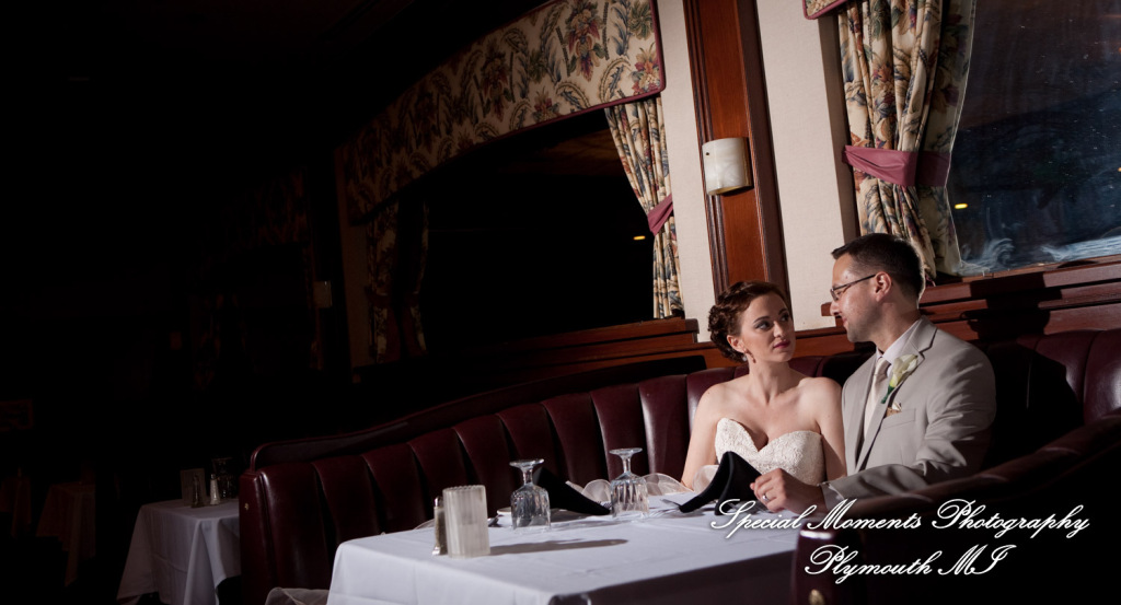 Deanna Sue at Lellis Inn Auburn Hills MI wedding photography