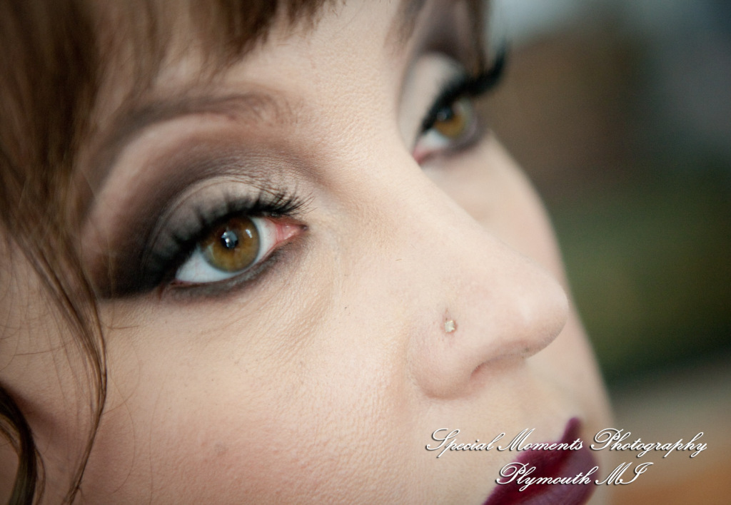 Rebecka & Clinton at a Bed & Breakfast Detroit MI wedding photograph