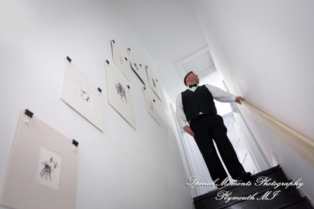 Rebecka & Clinton at a Bed & Breakfast Detroit MI wedding photograph