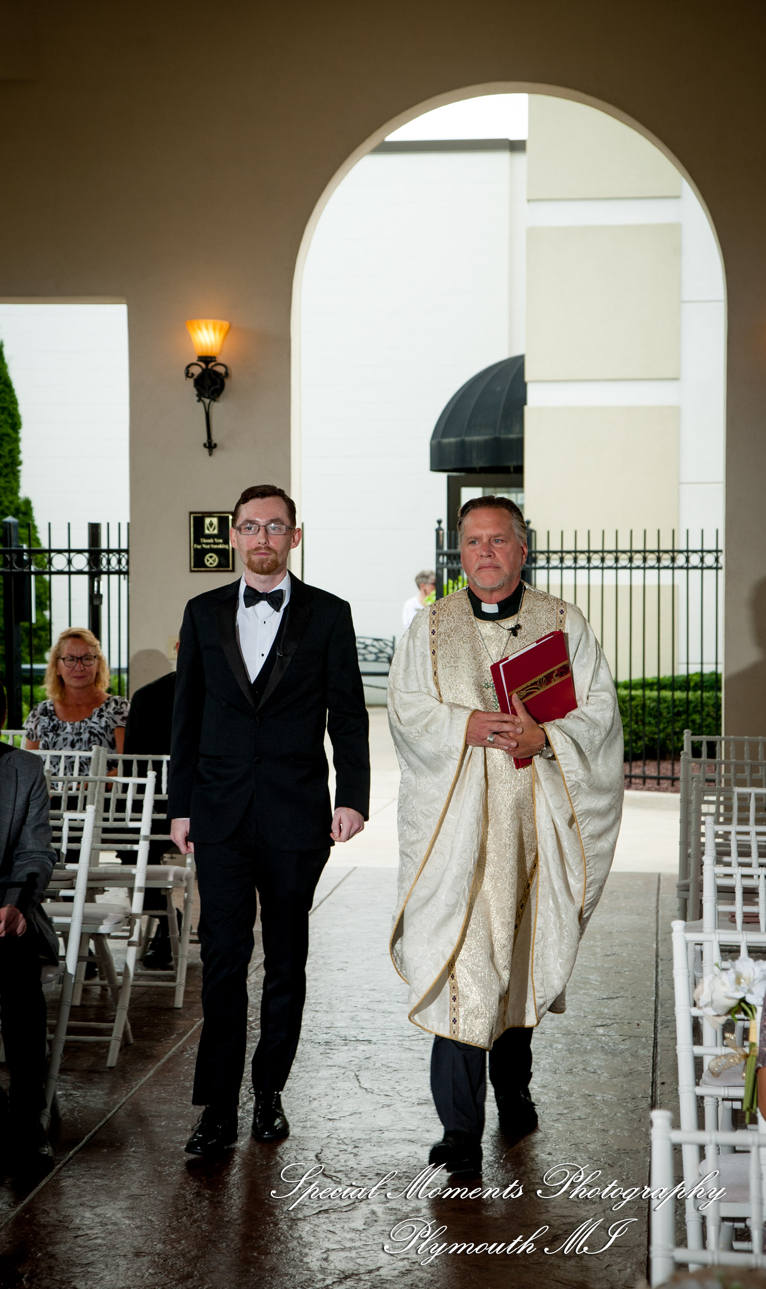 Stephanie & Tristan at Crystal Gardens Howell MI wedding photography