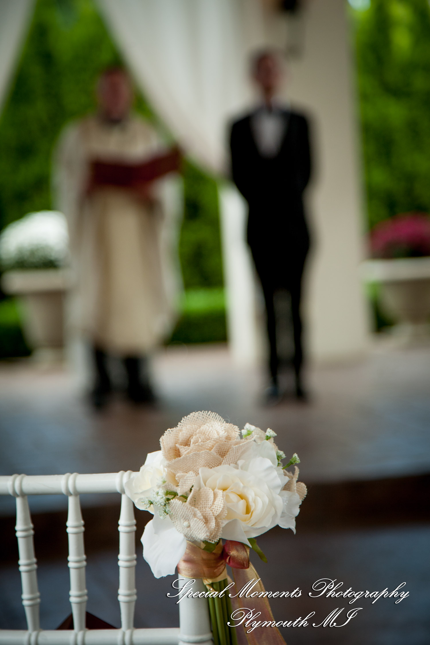 Stephanie & Tristan at Crystal Gardens Howell MI wedding photography