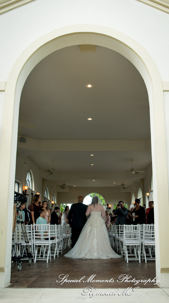 Stephanie & Tristan at Crystal Gardens Howell MI wedding photography
