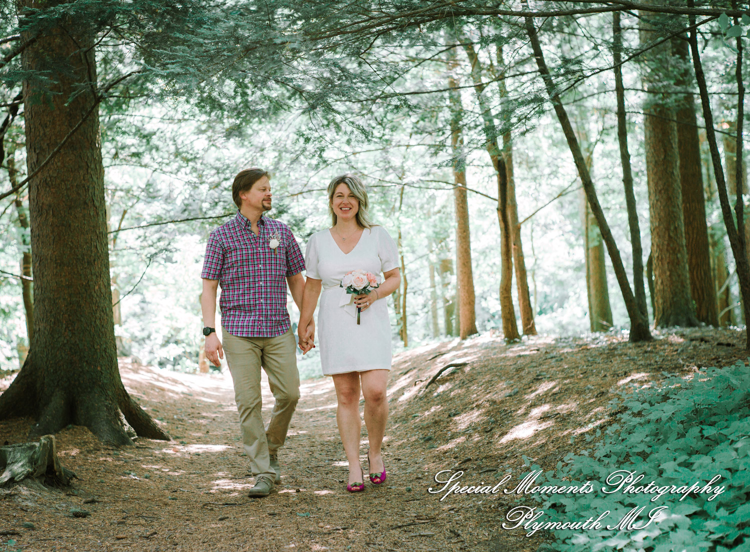 Jaclyne & Rob at Cranbrook House & Gardens Bloomfield Hills MI wedding photograph