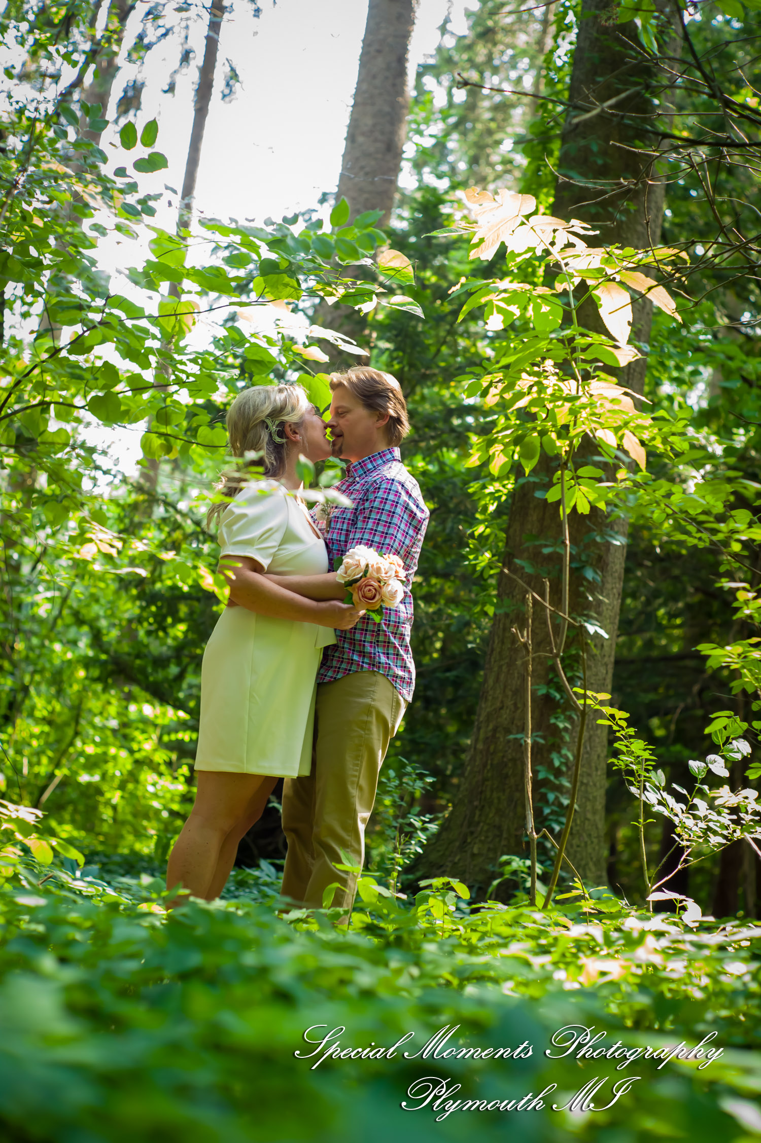 Jaclyne & Rob at Cranbrook House & Gardens Bloomfield Hills MI wedding photograph