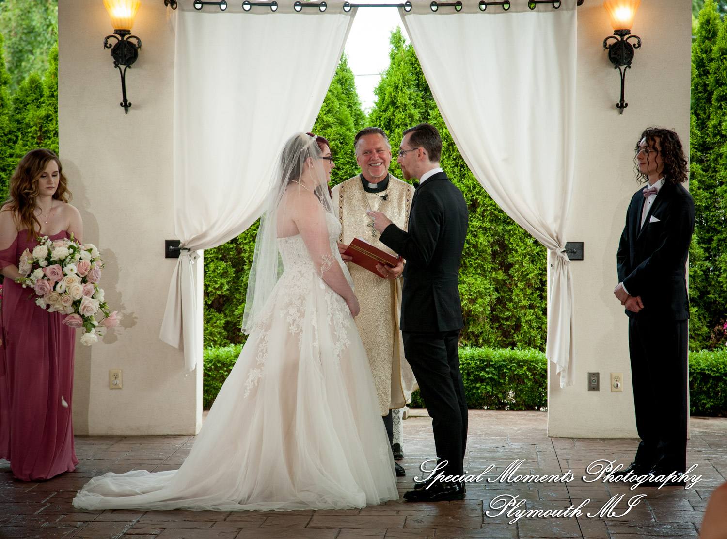 Stephanie & Tristan at Crystal Gardens Howell MI wedding photography