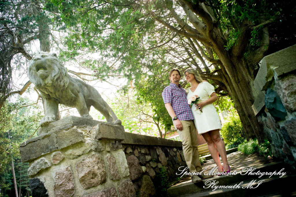 Jaclyne & Rob at Cranbrook House & Gardens Bloomfield Hills MI wedding photograph