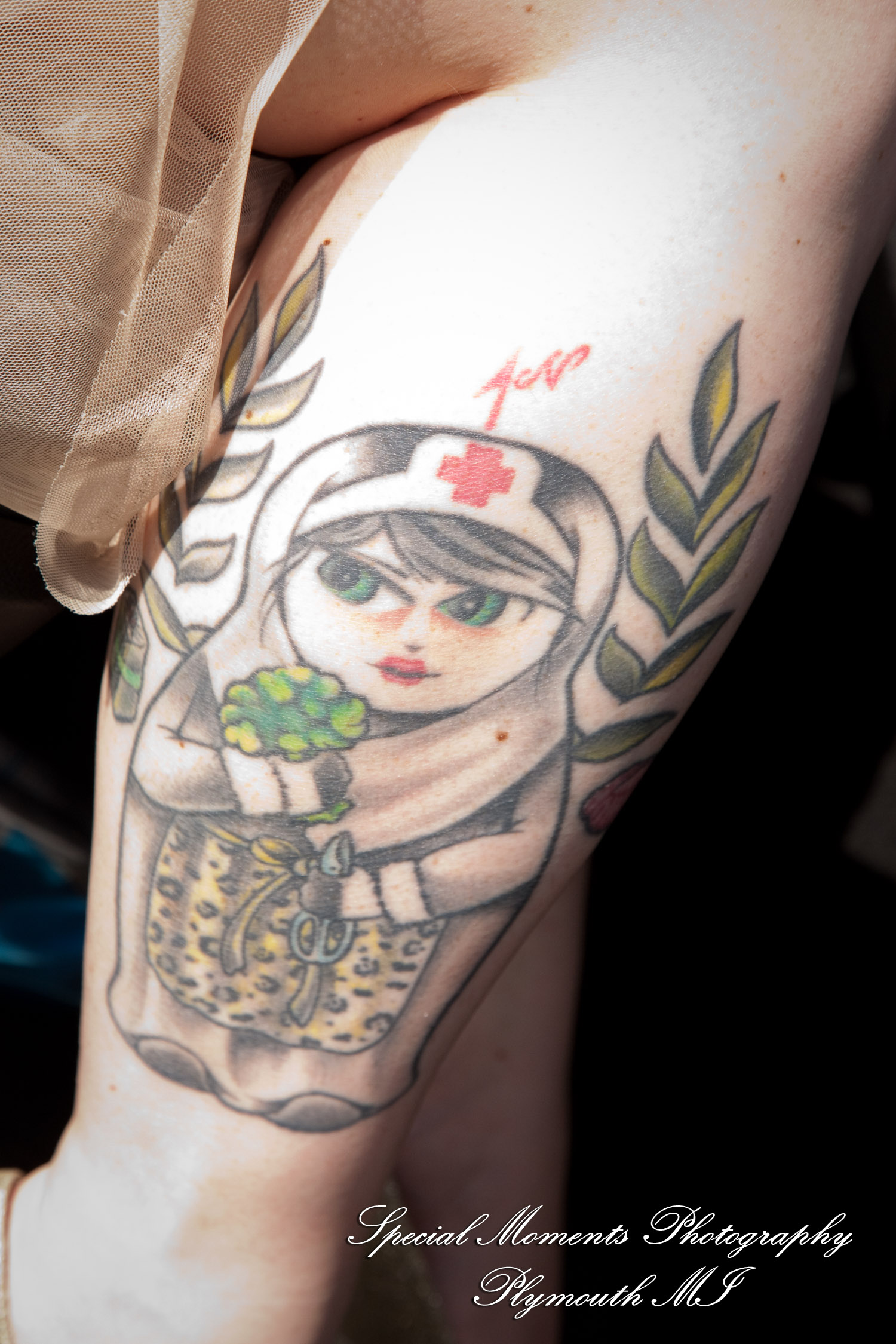 Rebecka & Clinton at Cliff Bells Detroit MI wedding photograph