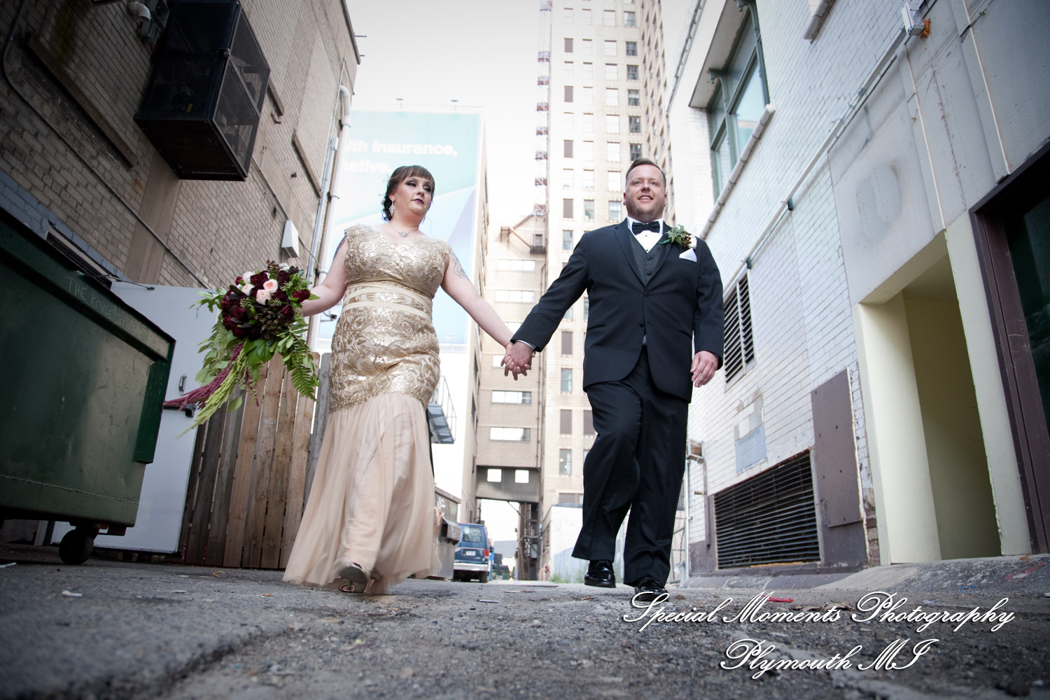 Rebecka & Clinton at Cliff Bells Detroit MI wedding photograph