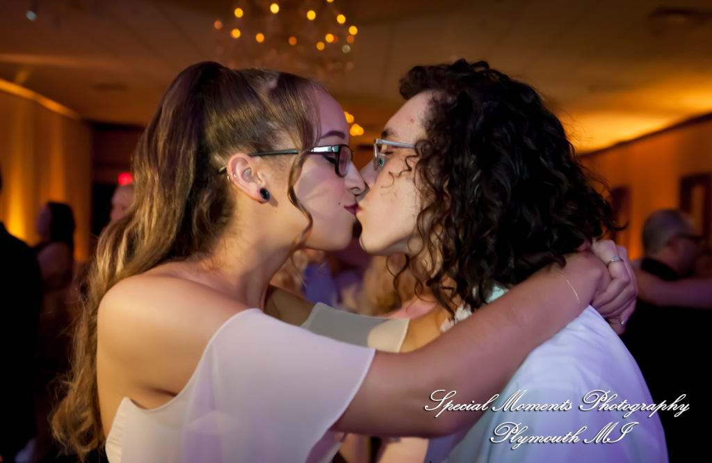 Stephanie & Tristan at Crystal Gardens Howell MI wedding photography