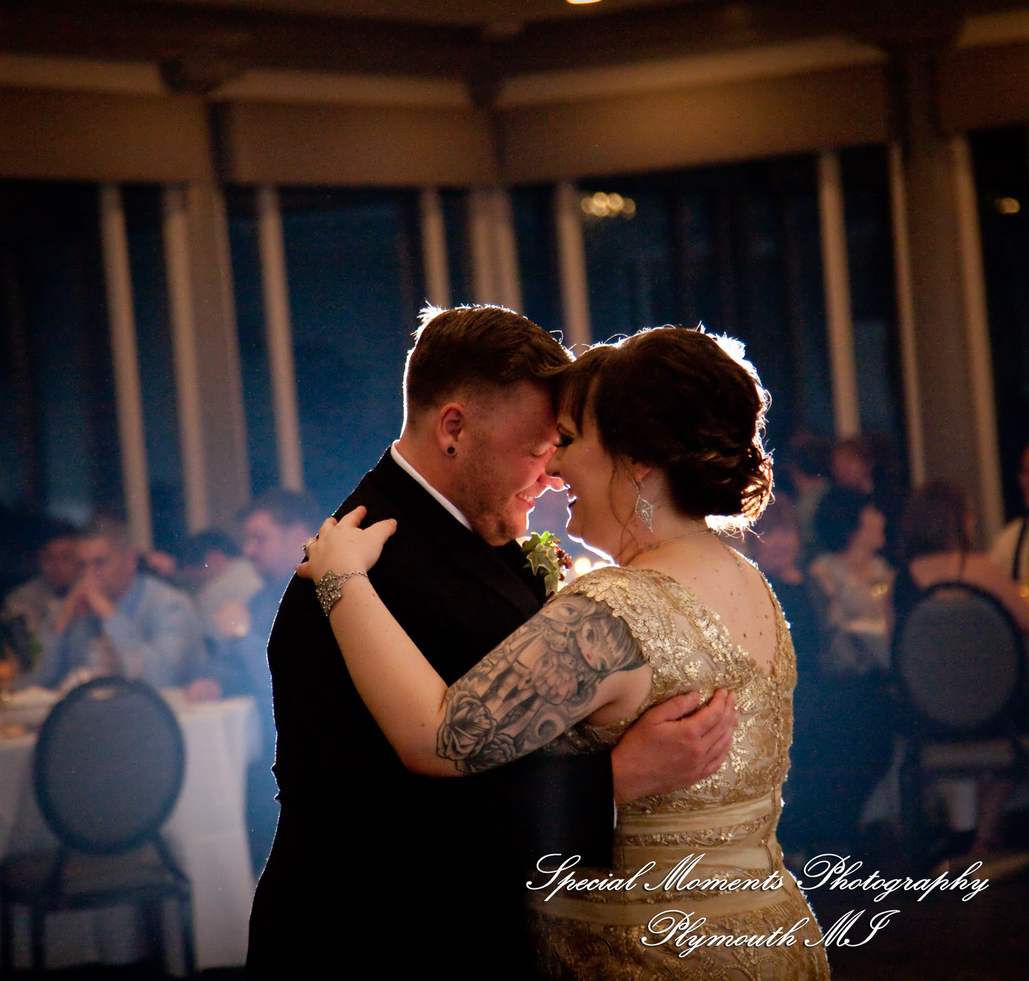 Rebecka & Clinton at Grosse Pointe War Memorial Grosse Pointe Farms MI wedding photograph