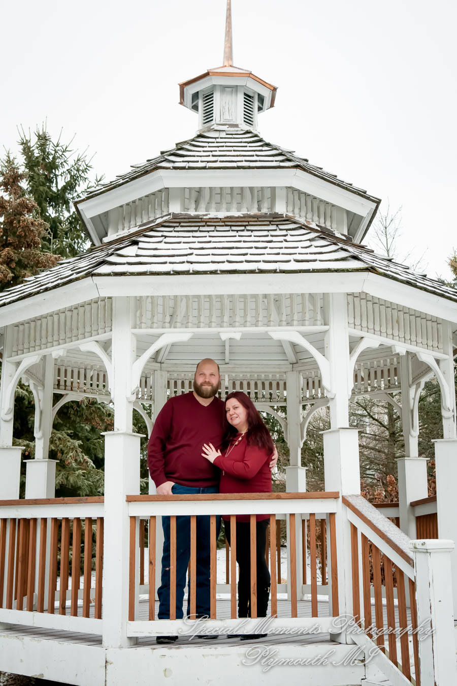 Tiffany & Scott at The River Walk Rochester MI engagement photography