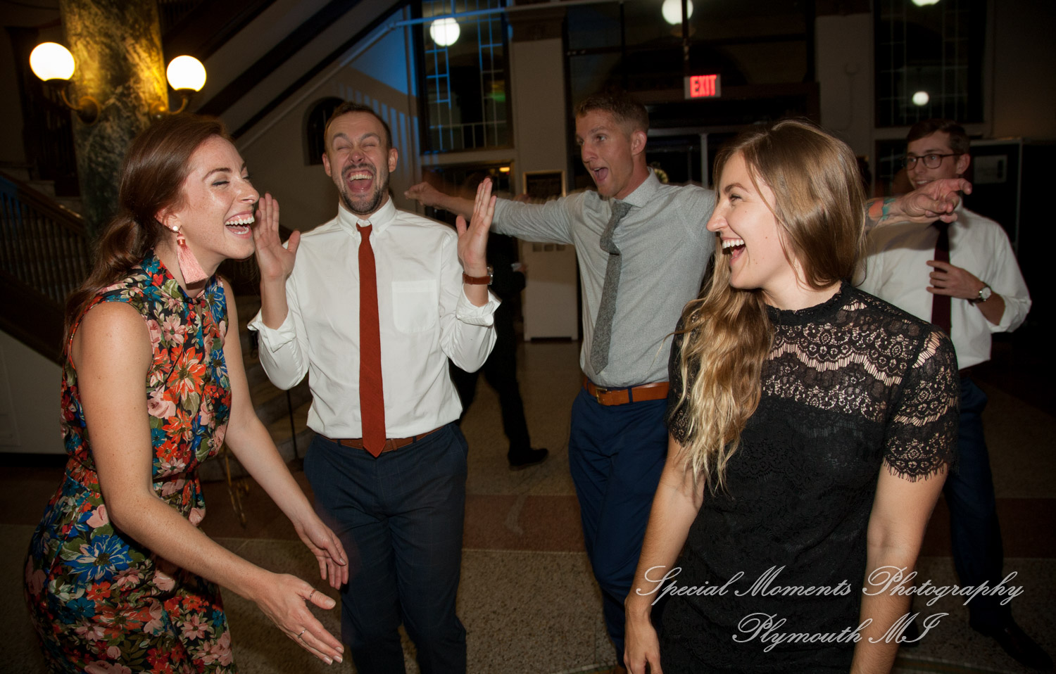 Belle Isle Casino Detroit MI wedding photograph