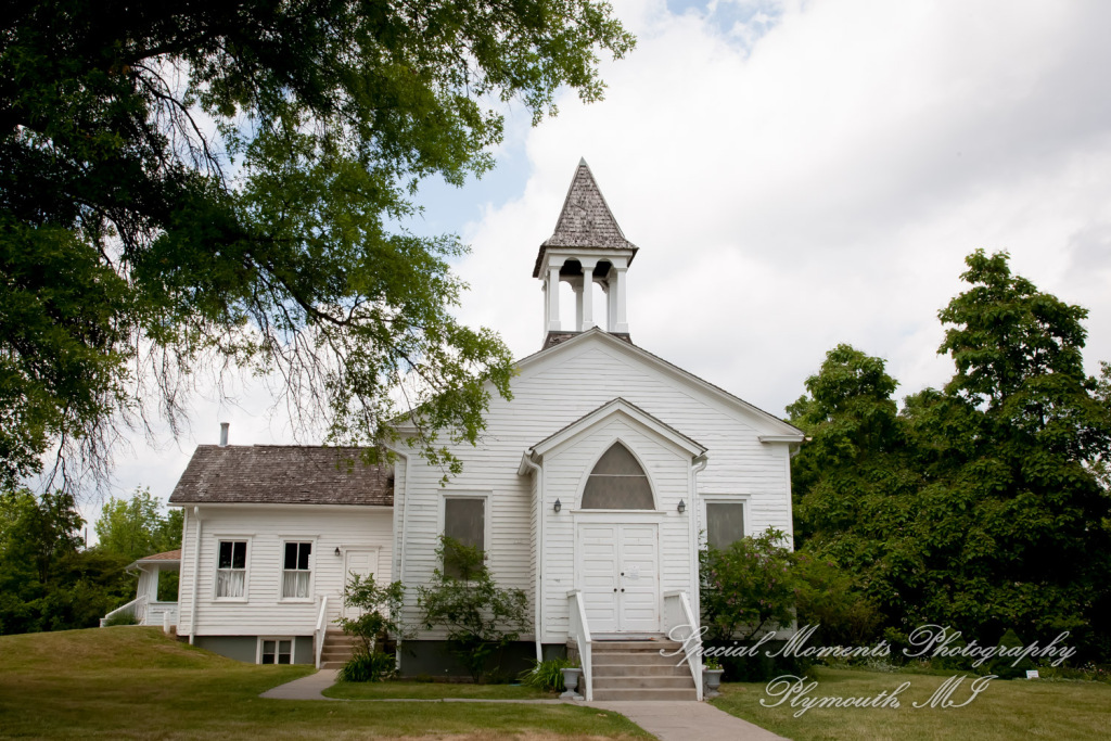 Patricia & Michael at Greenmead Church Livonia MI wedding photography