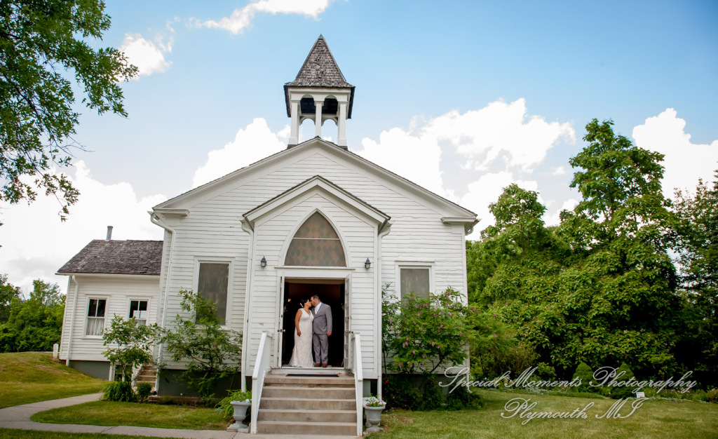Patricia & Michael at Greenmead Church Livonia MI wedding photography