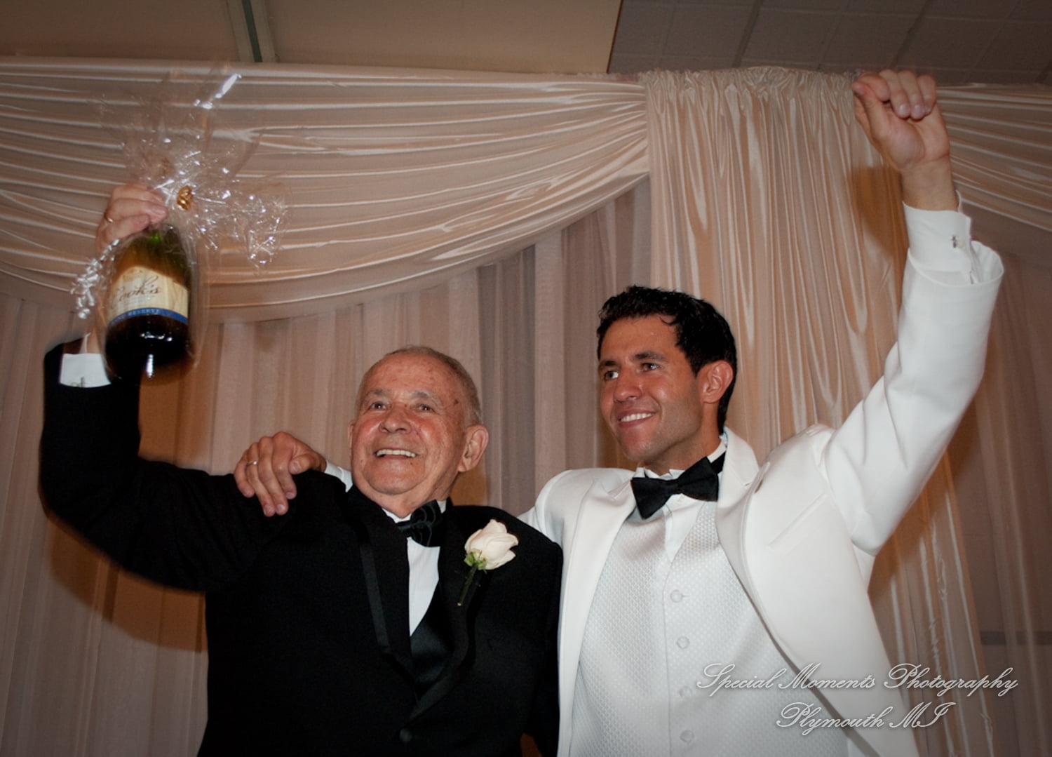 Macedonian Cultural Center Sterling Heights MI wedding photograph
