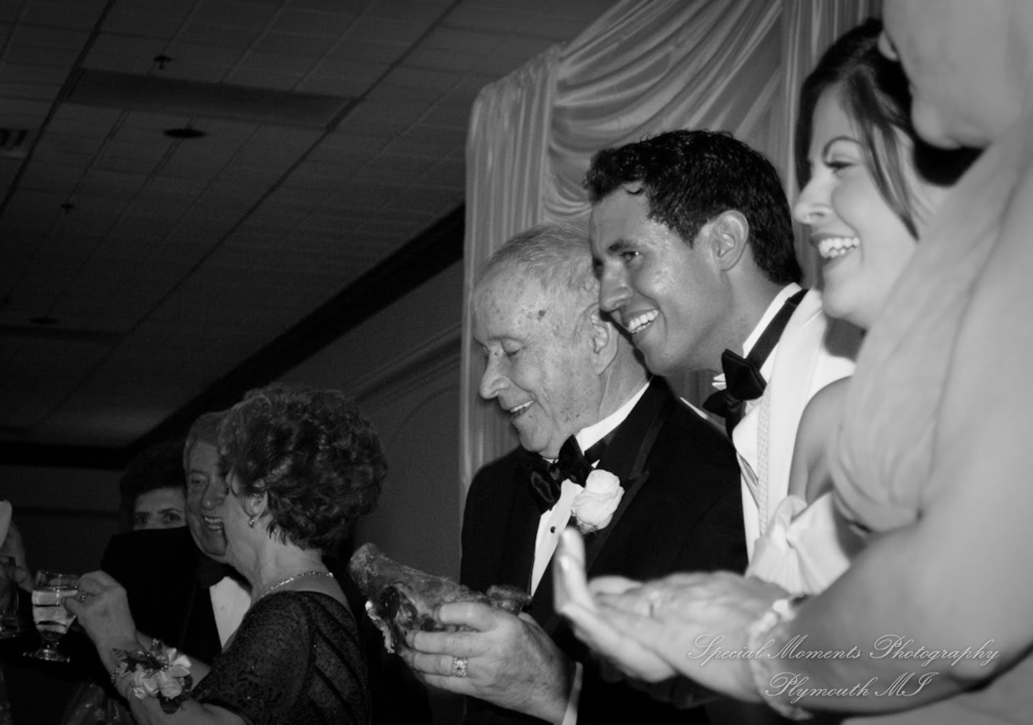 Macedonian Cultural Center Sterling Heights MI wedding photograph