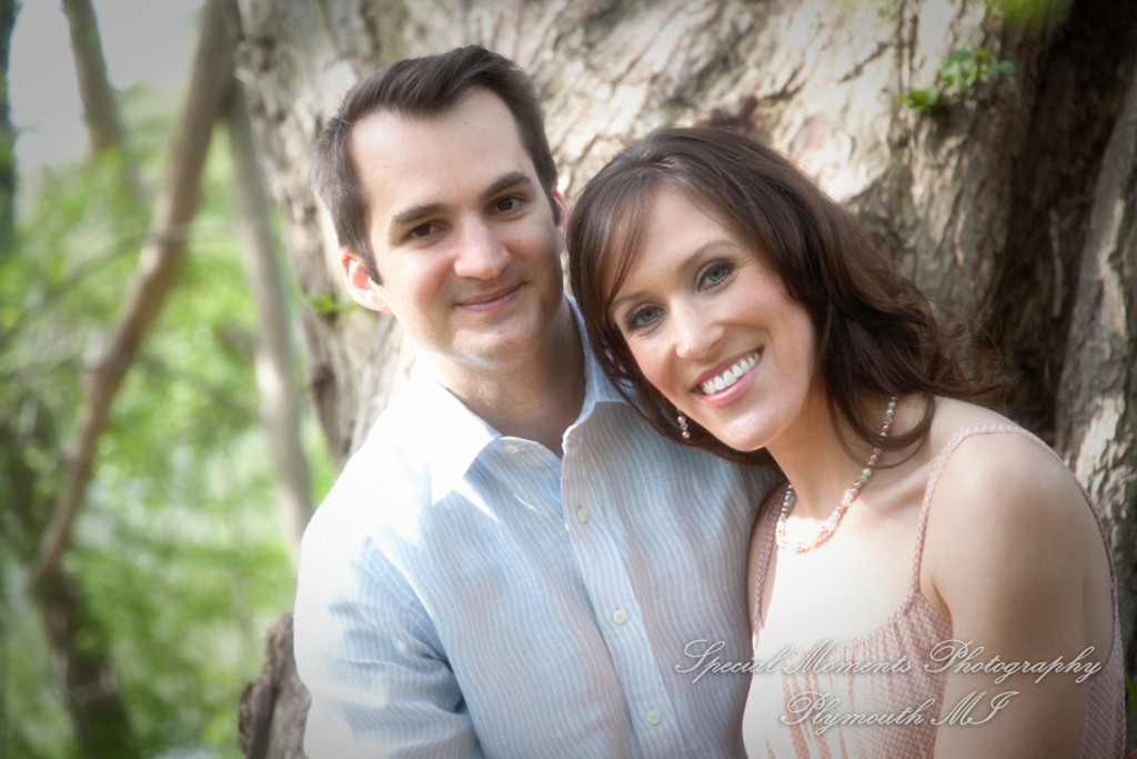 Arielle & Dave at Bandemre Park Ann Arbor MI engagement photography