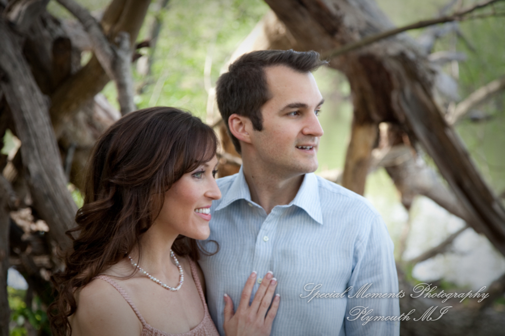 Arielle & Dave at Bandemre Park Ann Arbor MI engagement photography