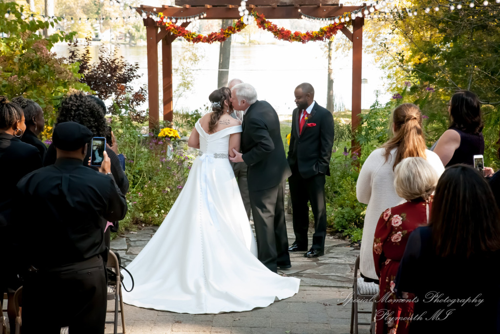 Rachel & Lamar at Sunset Cove Bed & Breakfast Pinkney MI wedding photography
