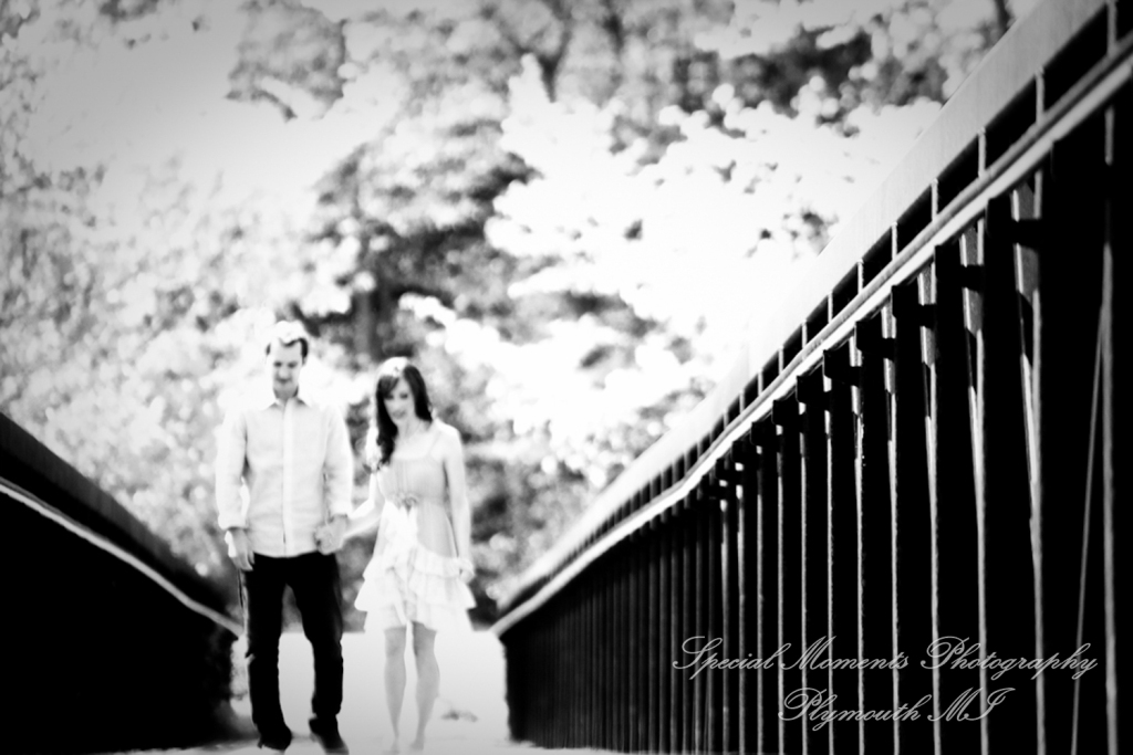 Arielle & Dave at Bandemre Park Ann Arbor MI engagement photography