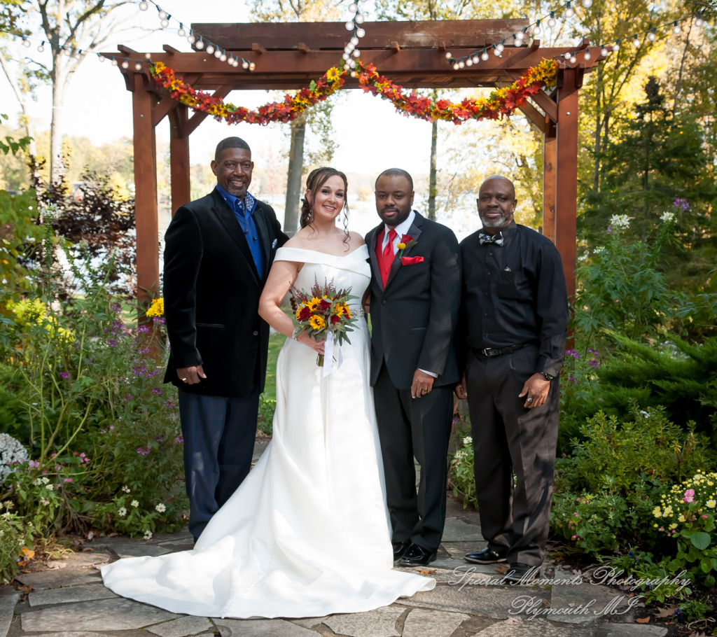 Rachel & Lamar at Sunset Cove Bed & Breakfast Pinkney MI wedding photography